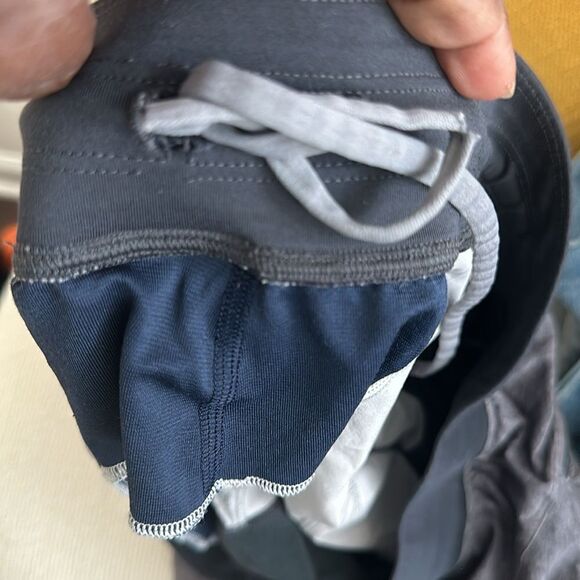 Lululemon The Linerless Men’s Shorts XL - Picture 5 of 6